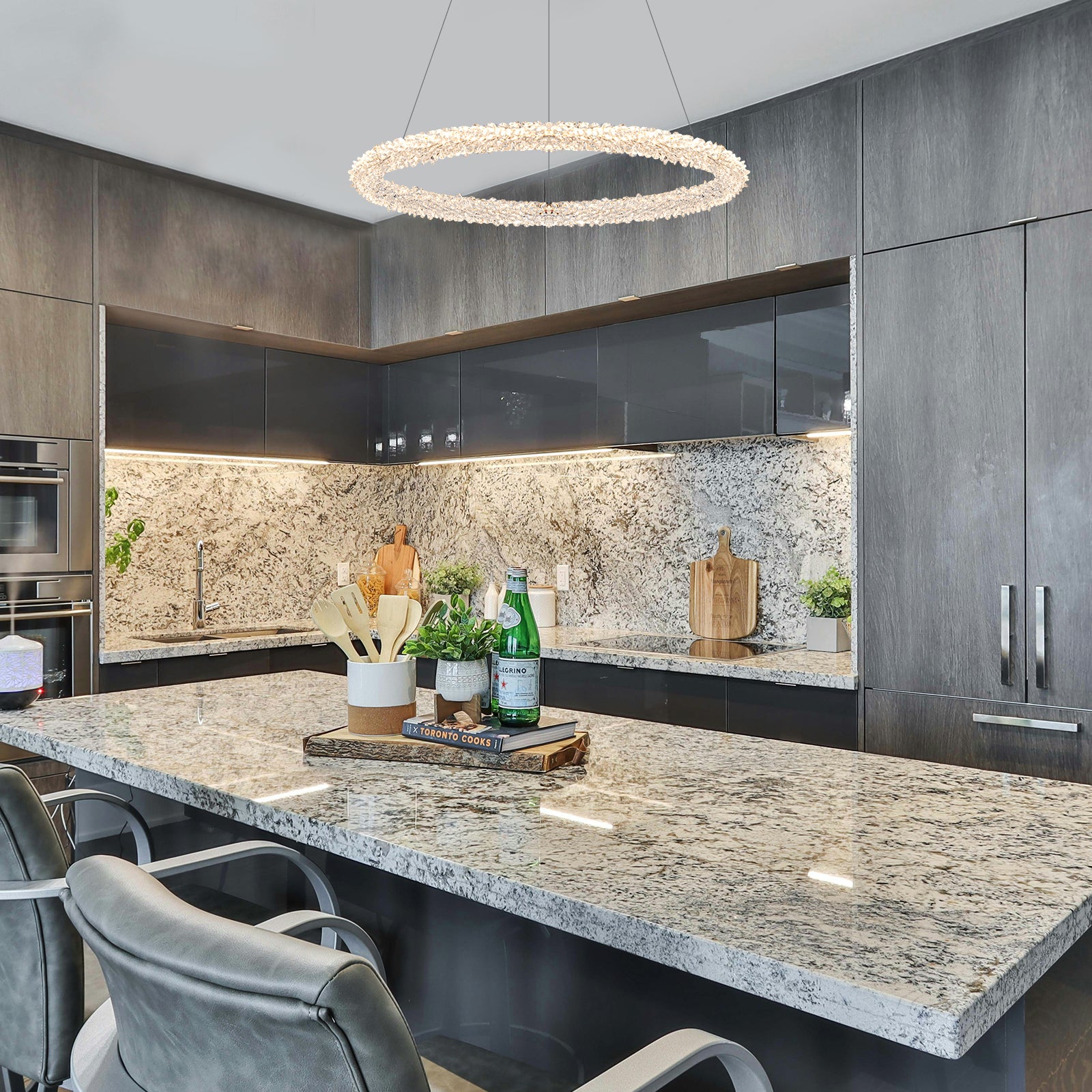 1-Light Modern Gold Metal Ring Crystal Integrated LED Pendant Light Dimmable Chandelier for Dining Room