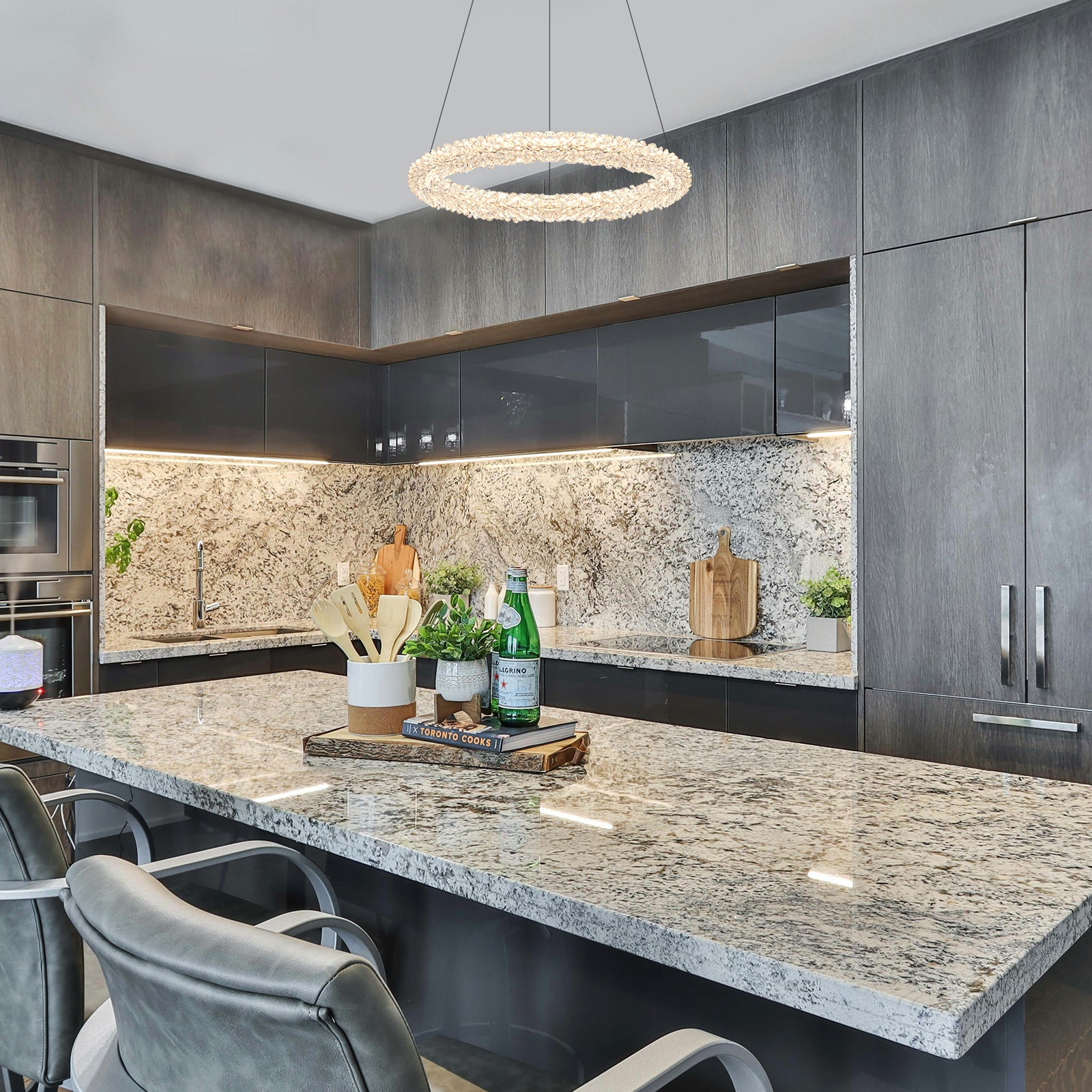 1-Light Modern Gold Metal Ring Crystal Integrated LED Pendant Light Dimmable Chandelier for Dining Room