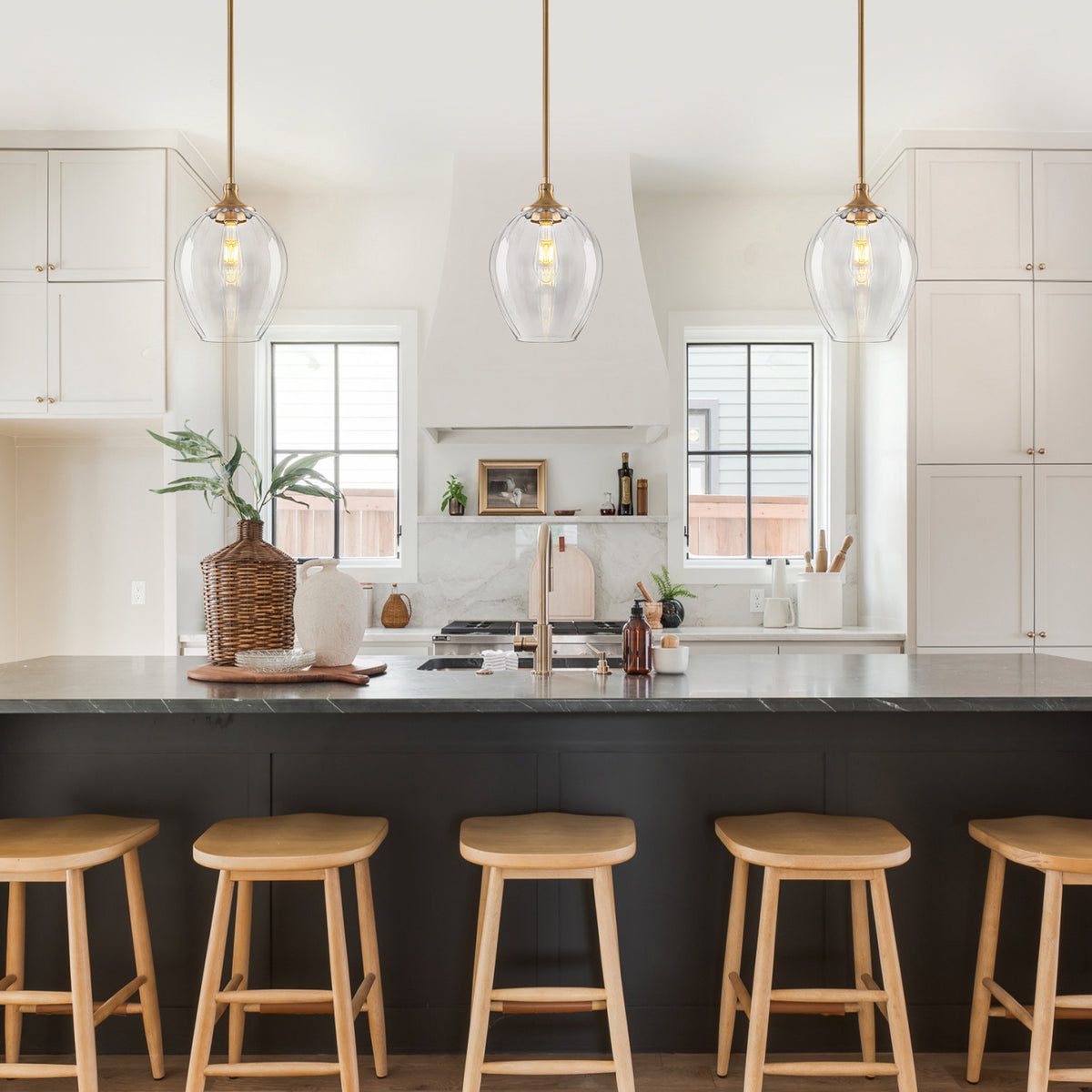 Modern Matte Brass Pendant Light Teardrop Ribbed Clear Glass Shade - product image 7 | Zenvolit