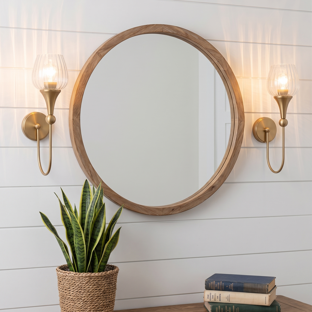 Matte Brass Wall Sconce with Clear Ribbed Glass Shade Living Room - product image 4 | Zenvolit