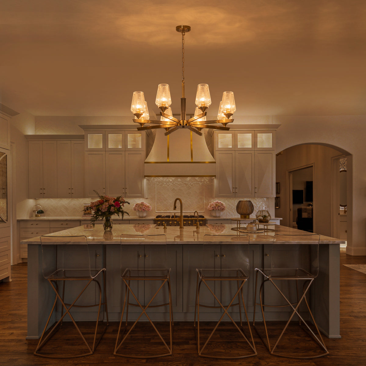 8 Light Chandelier Ribbed Glass Shades Modern Dining Room Pendant Light
