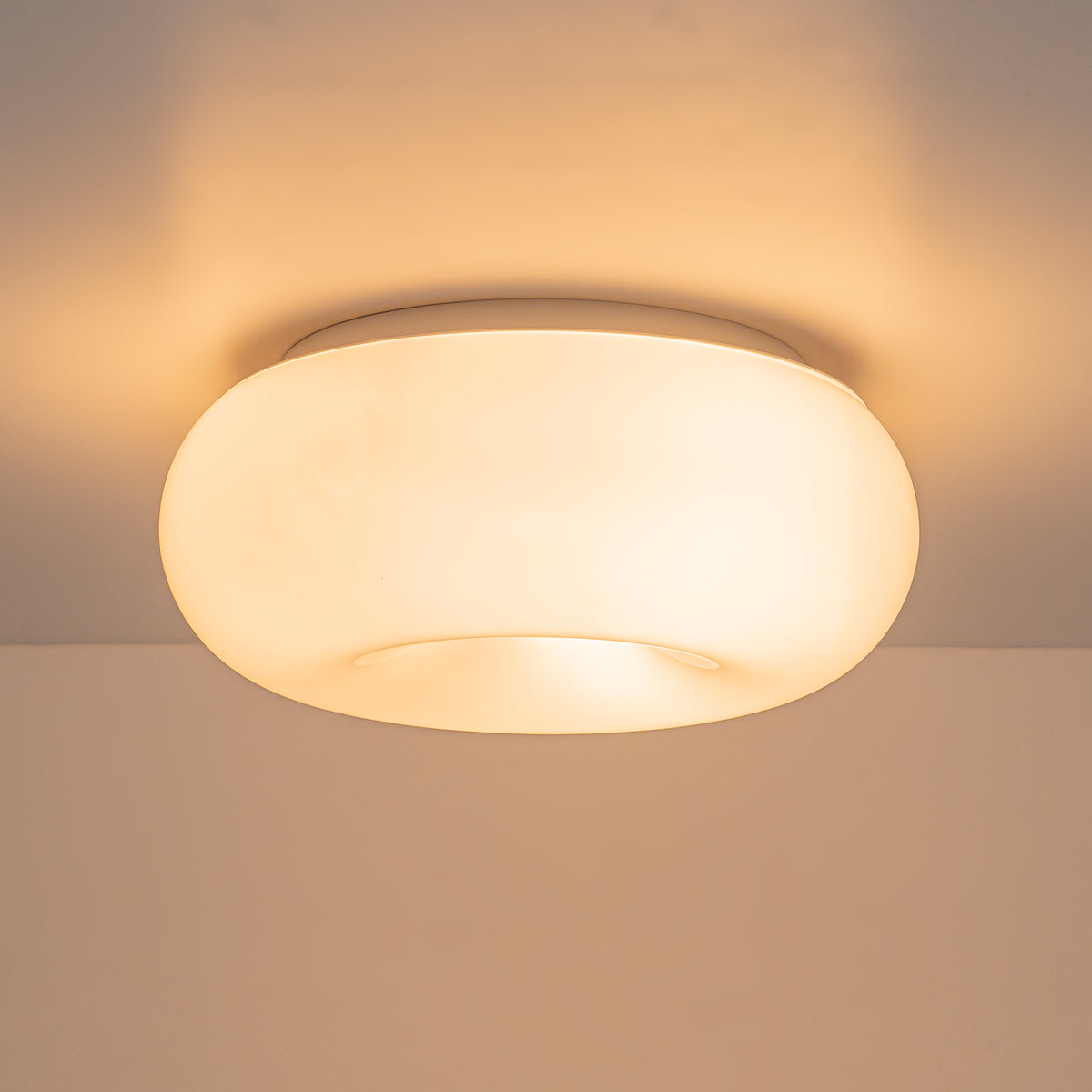 Modern 3Light Flush Mount Ceiling Light Frosted Milk Glass Globe Shade - product image 3 | Zenvolit