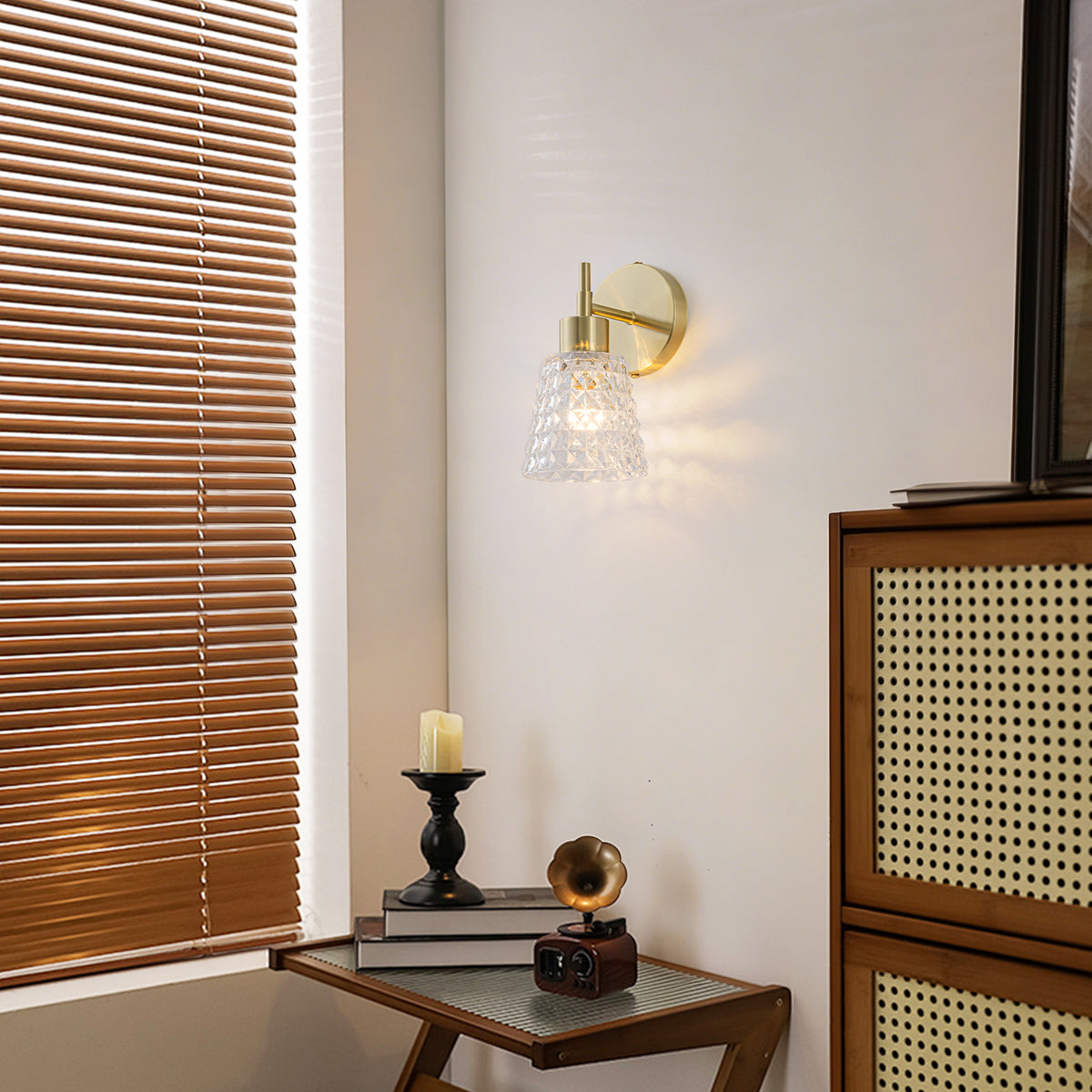 1 Light Gold Vanity Lights Clear Diamond Glass Shades Modern Wall Sconce - product image 8 | Zenvolit