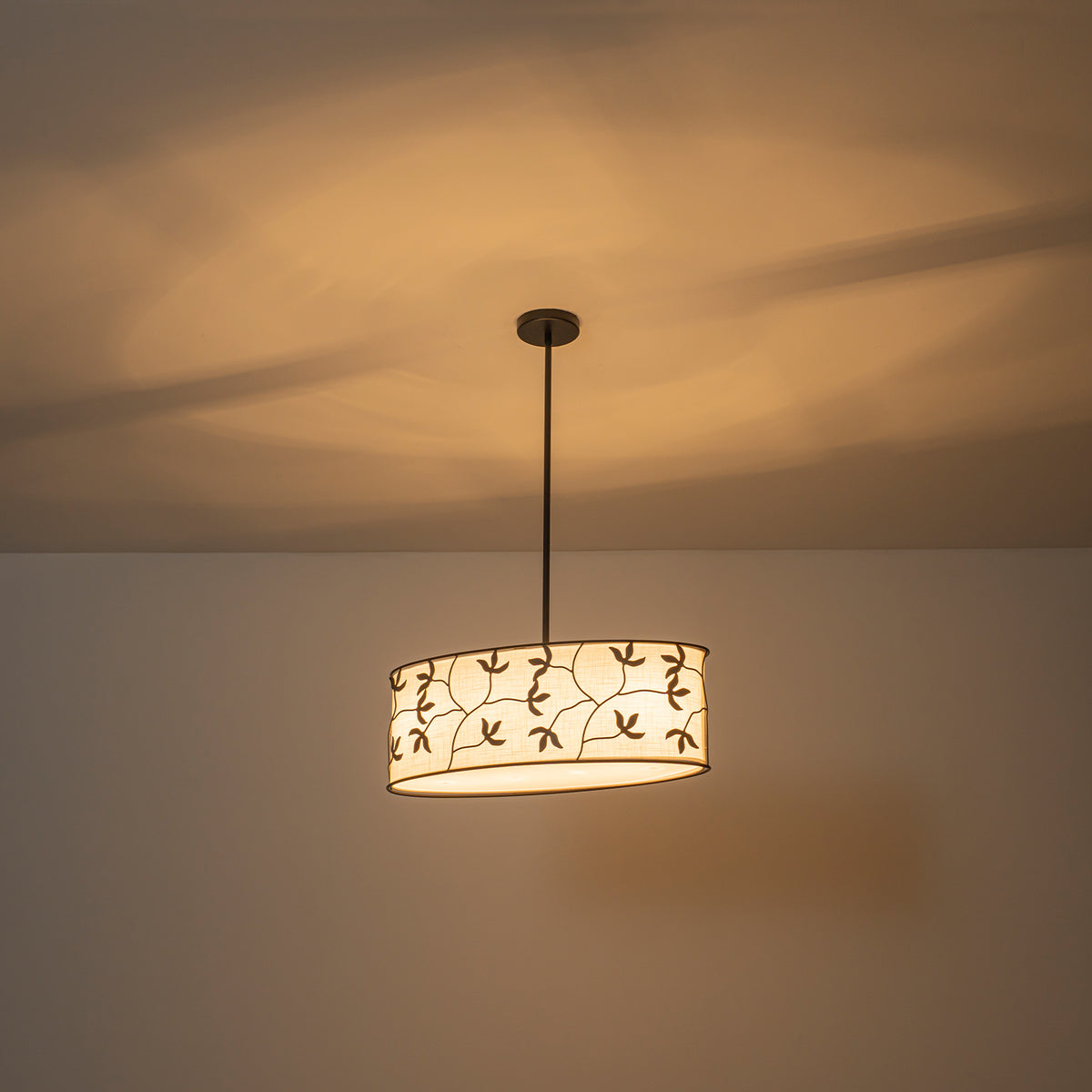 4-Light Modern White Pendant Light Linear Chandelier Leaf Linen Shade - product image 6 | Zenvolit