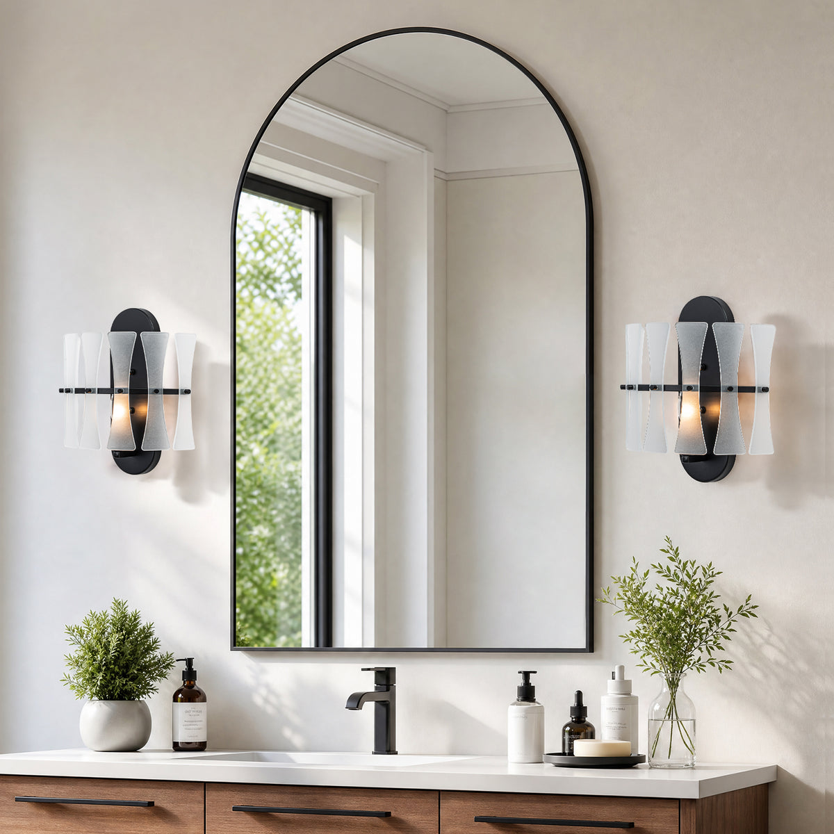 Modern Frosted Glass Wall Sconce Wall Light Bow-Inspired Glass Panels - product image 2 | Zenvolit